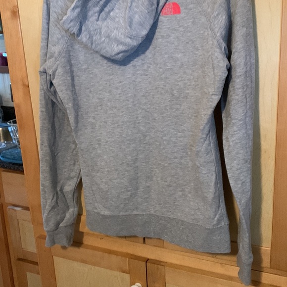 The North Face hoodie. Size small - Picture 5 of 5